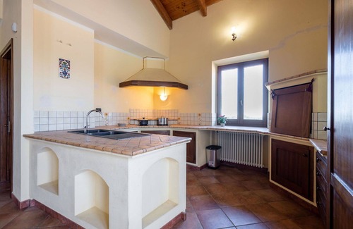 Mombaruzzo Apartment | Beautiful apartment for 12 people with WIFI, pool, TV, balcony and pets allowed