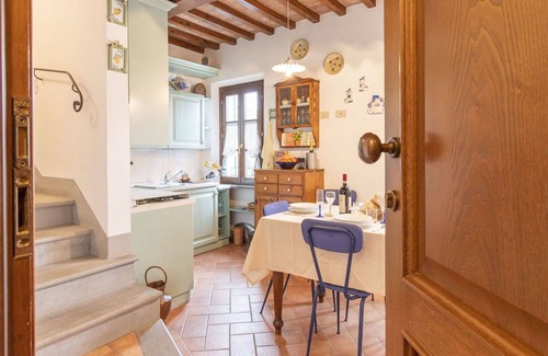 Cascine-La Croce Apartment | Beautiful apartment with A/C, WIFI, TV, balcony, pets allowed and panoramic view, close to Pisa
