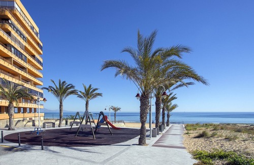 Els Arenals del Sol Apartment | Beautiful apartment with sea views located on the Arenales del Sol beach