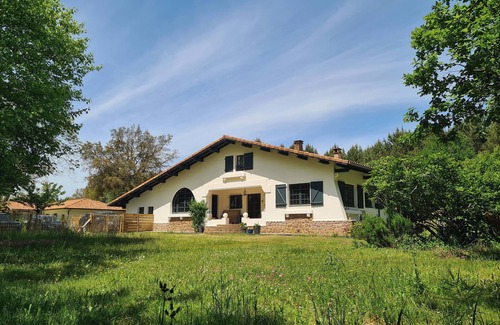 Benesse-Maremne House | Beautiful architect house of the 30 remission to contemporary taste.
