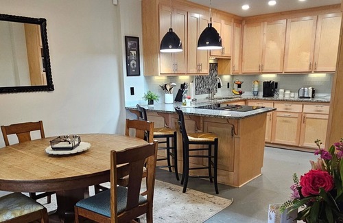 Summerville House | Beautiful Augusta Townhome A Chip Away From The Masters
