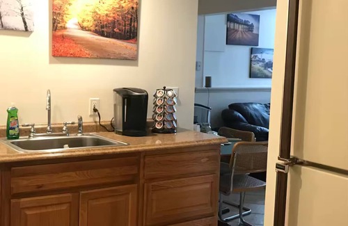 Back Cove Apartment | Beautiful Back Cove Area/"Maine the Way Life Should Be"