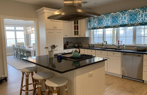 Mantoloking House | Beautiful bay front beach home