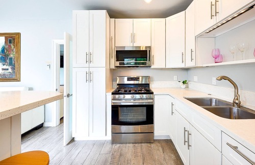 Carlsbad Cottage | Beautiful beach casita with outdoor living space & walk to ocean