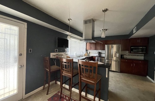 Arts District House | Beautiful botanical themed 4 bedroom home in historical downtown neighborhood