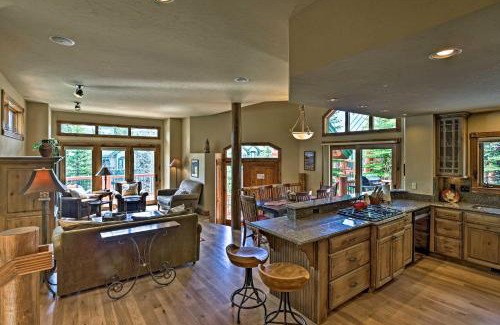 Breckenridge House | Beautiful Breck Retreat Walk to Gondola and Main St