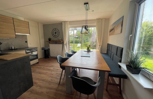 Scharendijke House | Beautiful bright and cozy house by the sea for six people