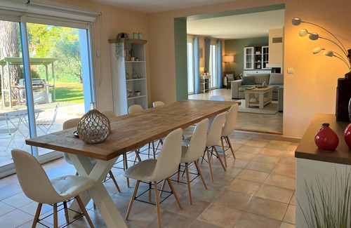 Mazan House | Beautiful bright villa in Mazan for 10 people