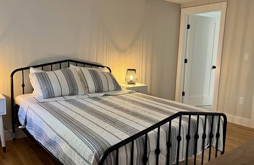 Centerville Cottage | Beautiful cape cottage! Recently renovated from top to bottom