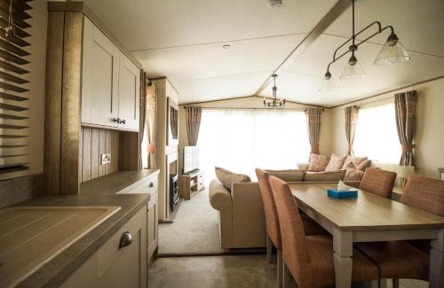 Hopton on Sea Other | Beautiful Caravan With Stunning Sea Views At Haven Hopton Ref 80001H