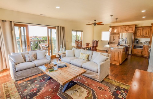Cayucos Condo | Beautiful Cayucos Condo with Upgraded Amenities and Amazing Views!