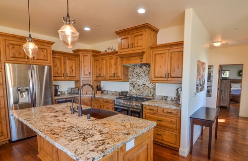 Cayucos Condo | Beautiful Cayucos Condo with Upgraded Amenities and Amazing Views!