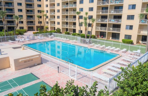 Port Canaveral Condo | Beautiful & Chic Family Condo RIGHT on the Beach | Heated Pool + Private Balcony Views! 🌞