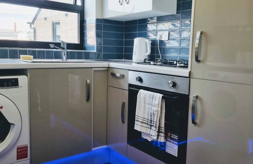 Stratford Condo | Beautiful & Clean 1 bed Apartment in Hackney Wick