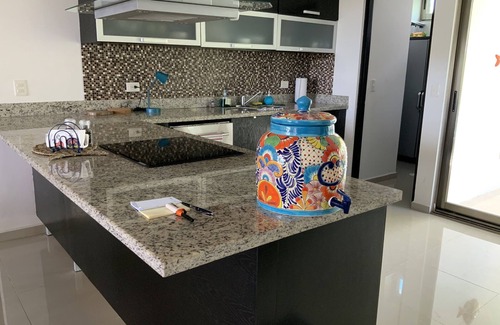 Villa Juarez Condo | Beautiful condo - 3 minute-walk to beach