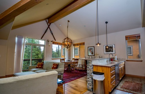 Willow Grove Condo | Beautiful condo on the Blue river, great views!