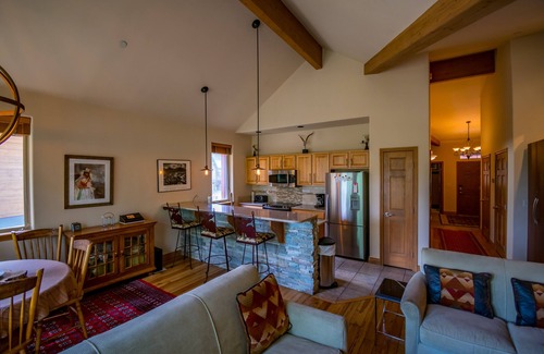 Willow Grove Condo | Beautiful condo on the Blue river, great views!