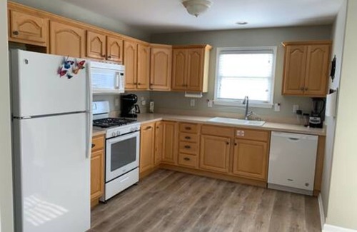 Wildwood Condo | beautiful condo only 1.5 block to boardwalk