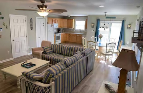 Wildwood Condo | beautiful condo only 1.5 block to boardwalk