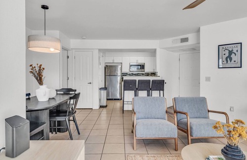 Tucson Condo | Beautiful condo with pool