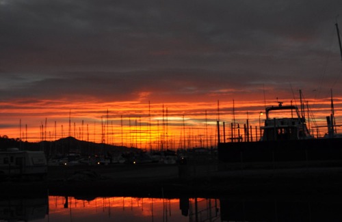 Marin City Boat Rental | Beautiful Contemporary Floating Home With 360 degree Views