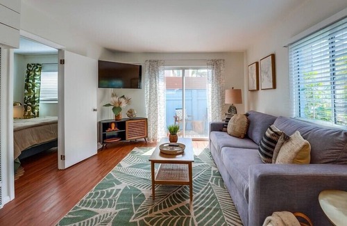 San Diego Cottage | Beautiful cottage by the bay in Mission Beach