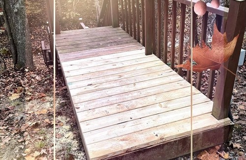 Benton Cottage | Beautiful Cottage -Water Front+dock+Big Bear Bay