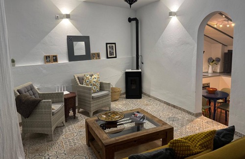 Olvera House | Beautiful Cottage with patio in Olvera, Andalucia