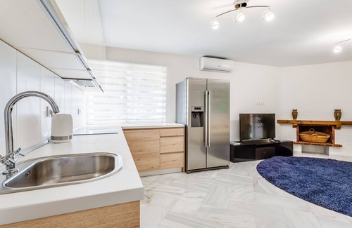 Elviria Apartment | Beautiful, cozy and bright 4 bed apartment