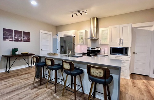 Adair Park House | Beautiful Craftsman Home in Historic Adair Park