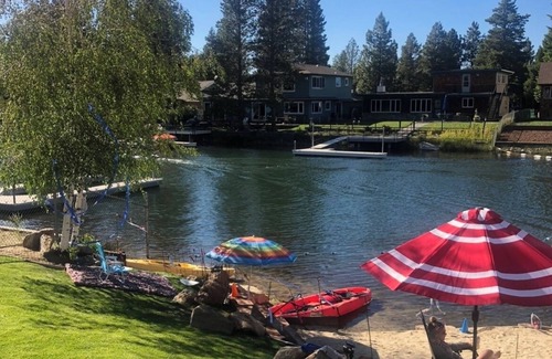 Tahoe Keys House | Beautiful custom Lake Tahoe Keys home 7 min to Heavenly, Private with view