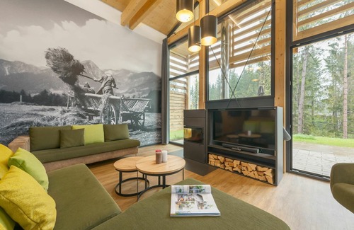 Leutkirch im Allgau House | Beautiful private villa for 6 guests with hot tub, WIFI, pool, TV, terrace and parking