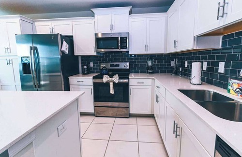 Kissimmee Apartment | Beautiful Decor 2BR Apartment Near Disney