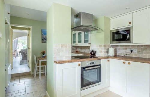 Weymouth Cottage | Beautiful detached family home in Weymouth