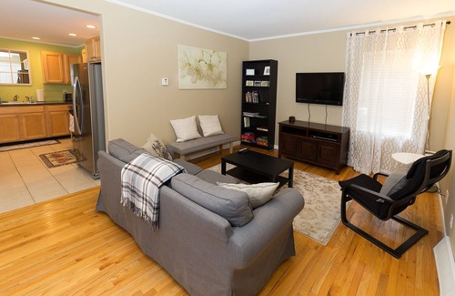 Saratoga Springs Apartment | Beautiful Downtown 3 Bedroom/2 Bath Apartment