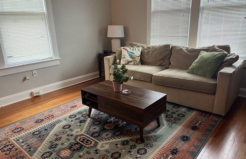 Downtown Apartment | Beautiful Downtown Hideaway