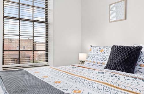 Johnson City Apartment | Beautiful Downtown Johnson City Loft 2BR, 2BA
