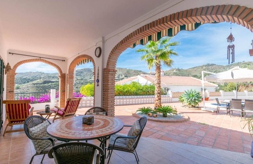 Canillas de Albaida Villa | Beautiful 3 Bedroom Villa Casa Dini Canillas de Albaida with Private Pool
