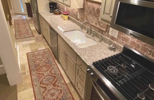 North Brookhaven House | Beautiful estate apartment with great privacy!