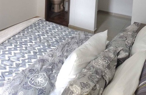 Ciudad Jardin Apartment | Beautiful Family Condo-Apartment with private parking