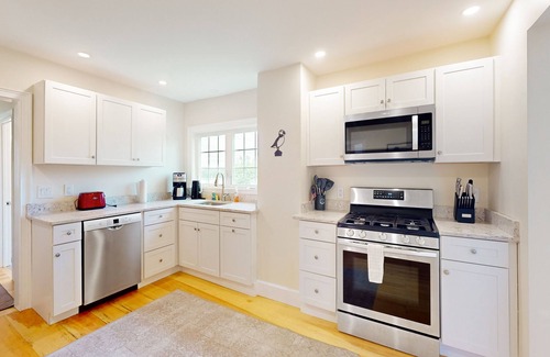 Saint George House | Beautiful, Family-Friendly Home with Fast WiFi, Furnished Deck, & Panoramic View