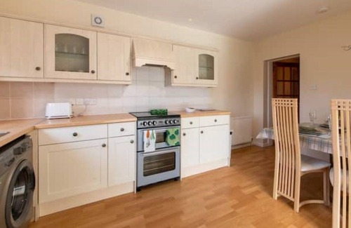 Ellemford Cabin | Beautiful family lodge close to Edin city centre, the Zoo & the airport