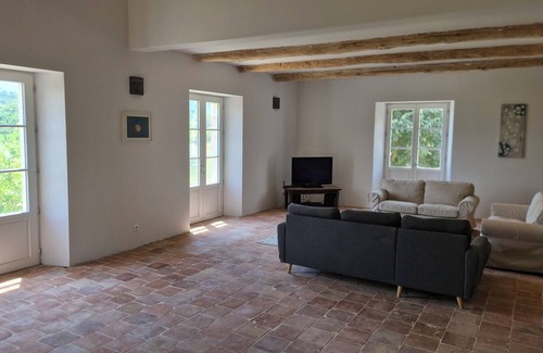 Goudargues Other | Beautiful farmhouse with large pool within walking distance of Goudargues
