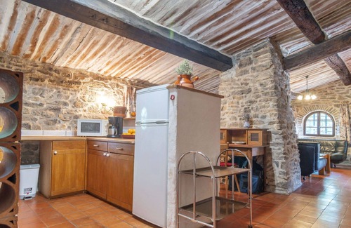 Flassans-sur-Issole House | Beautiful private villa for 8 guests with WIFI, private pool, TV, terrace and pets allowed