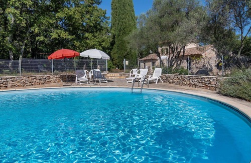 Flassans-sur-Issole House | Beautiful private villa for 8 guests with WIFI, private pool, TV, terrace and pets allowed