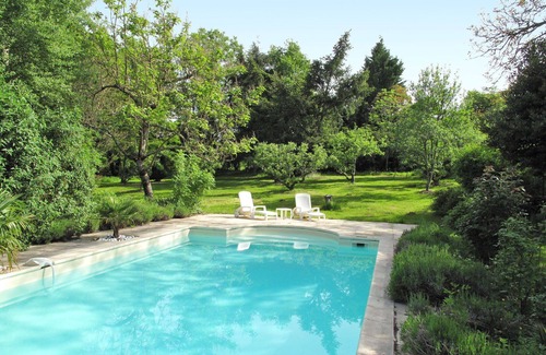 Saint-Sulpice-les-Feuilles House | Beautiful private villa for 9 people with WIFI, hot tub, private pool, TV, patio and pets allowed
