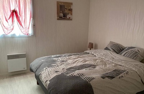 Saint-Valery-en-Caux Apartment | Beautiful quiet and spacious 61 m2 apartment near the city center and the sea