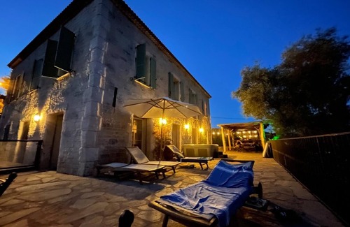 Santo-Pietro-di-Tenda House | Beautiful house with pool near Saint Florent