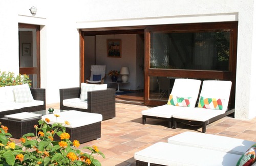 Le Brusc House | Beautiful character house with swimming pool in a quiet location 5' walk from the port of Le Brusc