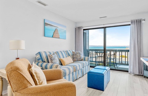 Acme Condo | Beautiful full bay views! On Grand Traverse Bay minutes from Traverse City!